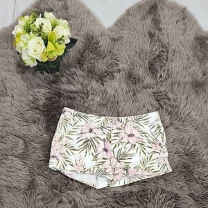 Floral Print Women's Shorts